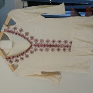 Cato embroidery top.